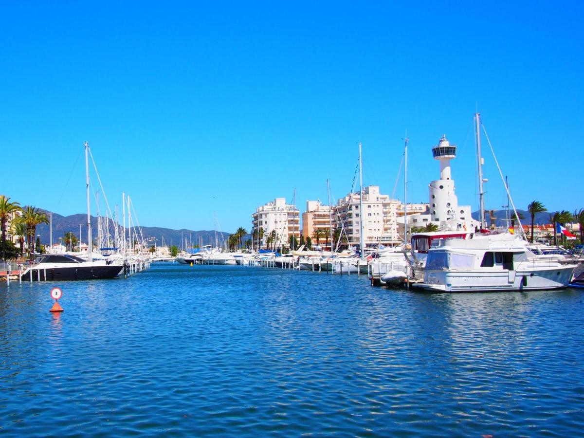 Holiday Home Alberes By Interhome Empuriabrava Eksteriør bilde